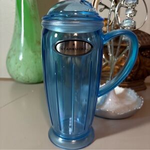 Starbucks 2001 Barista Tall Blue Plastic Rocket Tumbler Travel Mug 16 oz